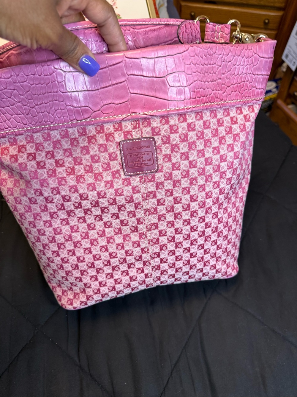 Liz Claiborne Pink Monogram Shoulder Bag | Croc Embossed Trim | Large Handbag